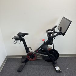 Peloton Model PLTN- RBIVQ