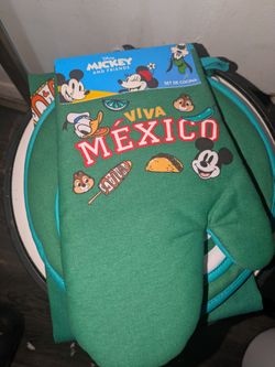 Disney Mexico 4 piece kitchen set