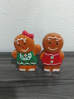 New CTW Home Collection GingerBread Salt and Pepper Shakers