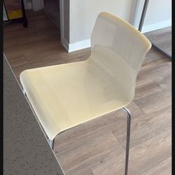 IKEA bar chair for swle !!