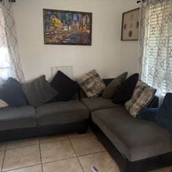 Sectional Couch 