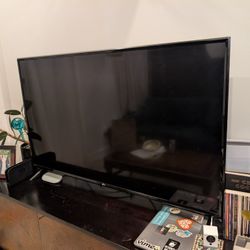 55" LG SMART TV