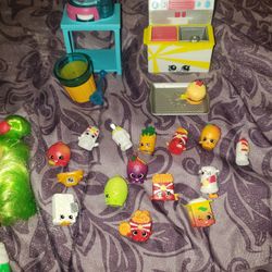 Shoppie And Shopkins
