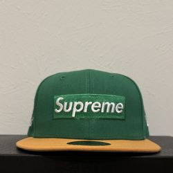 Supreme New Era Hat. Size: 7 5/8