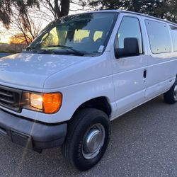 2006 Ford E-350