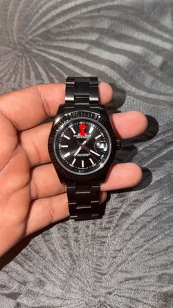 Men’s black watch