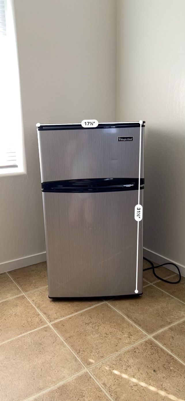 Small Fridge for Sale in Bakersfield, CA OfferUp