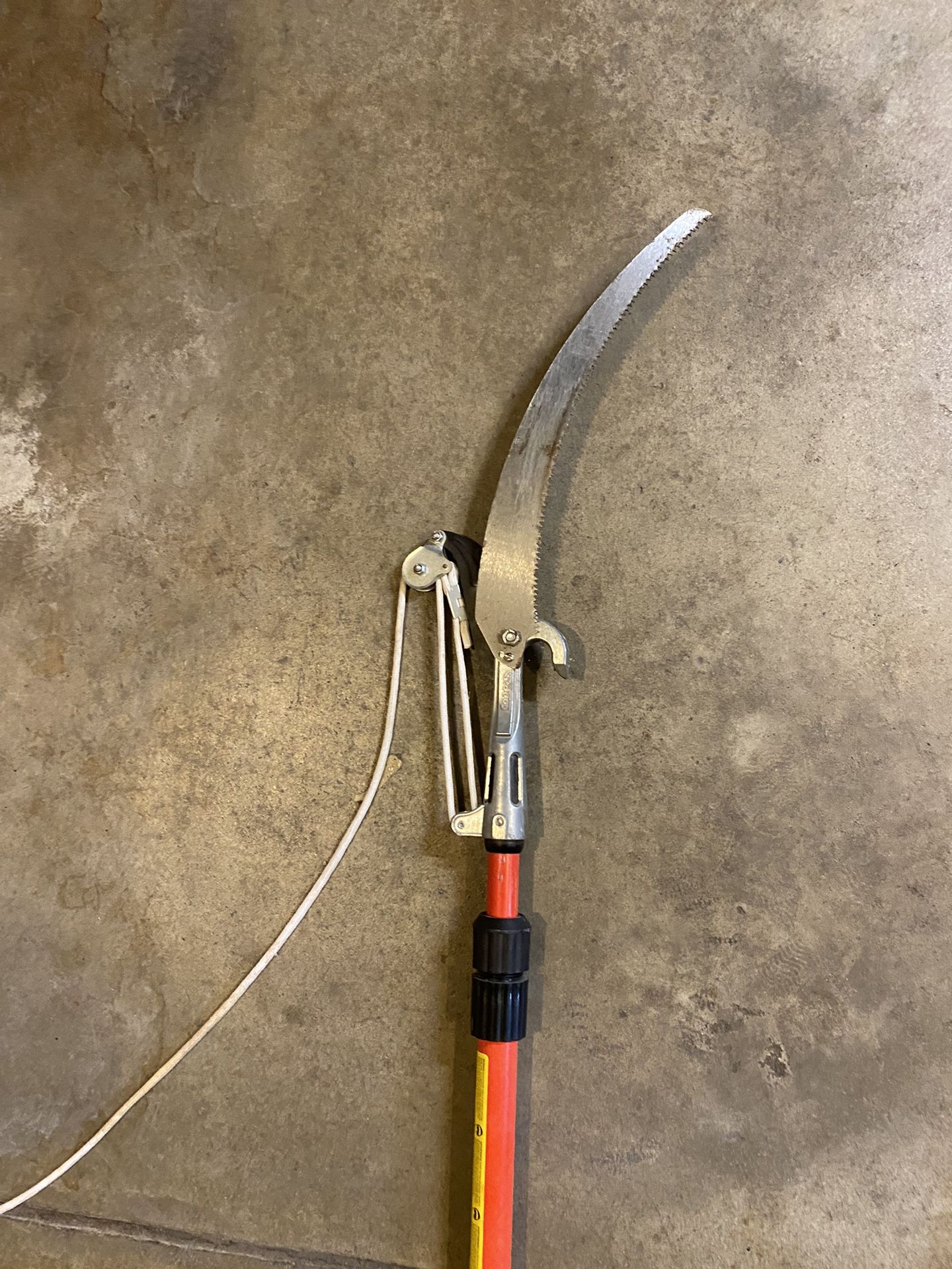Manual Pole Saw and Pruner