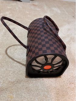 Bluetooth speaker purse