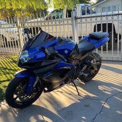 🏍️ 2007 Suzuki GSXR 600 – Fast, Clean, Ready to Ride 🏍️