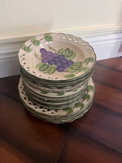 Dinnerware Set