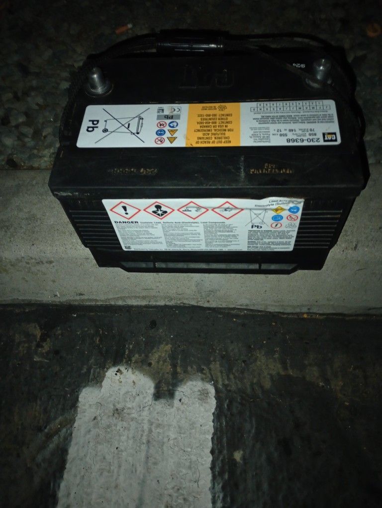 CAT 12V CAR BATTERY