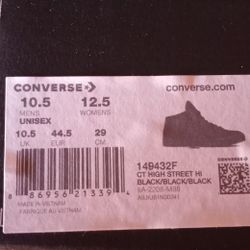 Men's Converse 10 1/2  BRAND NEW