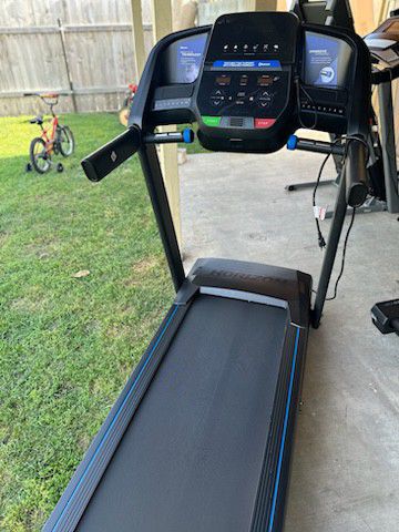 Horizon T101 Treadmill New 