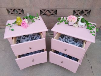 Beautiful Vintage Nightstands