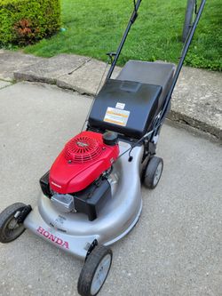 Honda - self-propelled- fully serviced