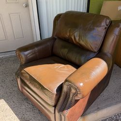 Thomasville Brown Leather Living Room Reclining Chair 