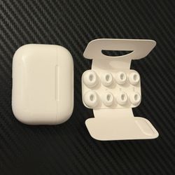 AirPods Pro 3