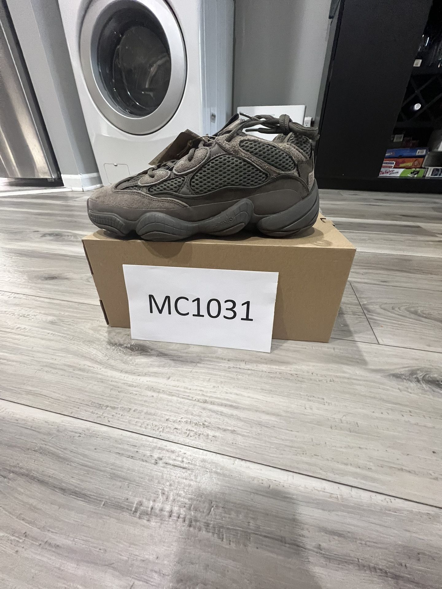 YEEZY 500