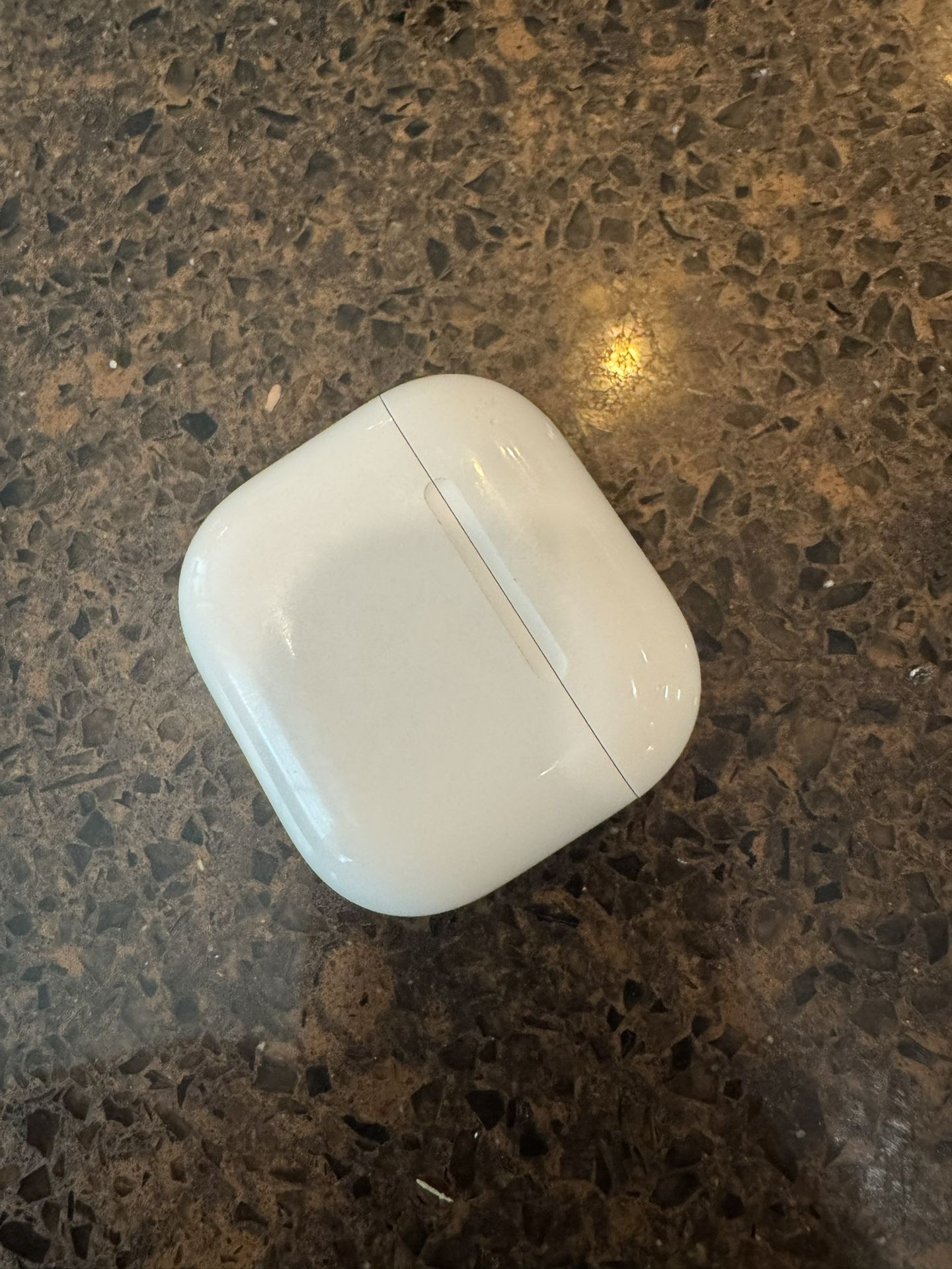 AirPods 4