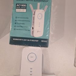 TP-LINK AC1900 RE550