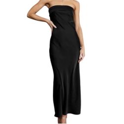 NWOT Merokeety Evening Gown