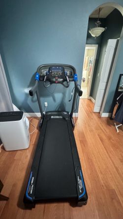 Horizon 7.0 treadmill