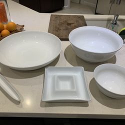 Serving Bowls Set With Hummus Bowl