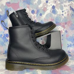 Dr Martens Combat Boots Black Leather 1460 J Women's Size 5 Men's 4 EU 36