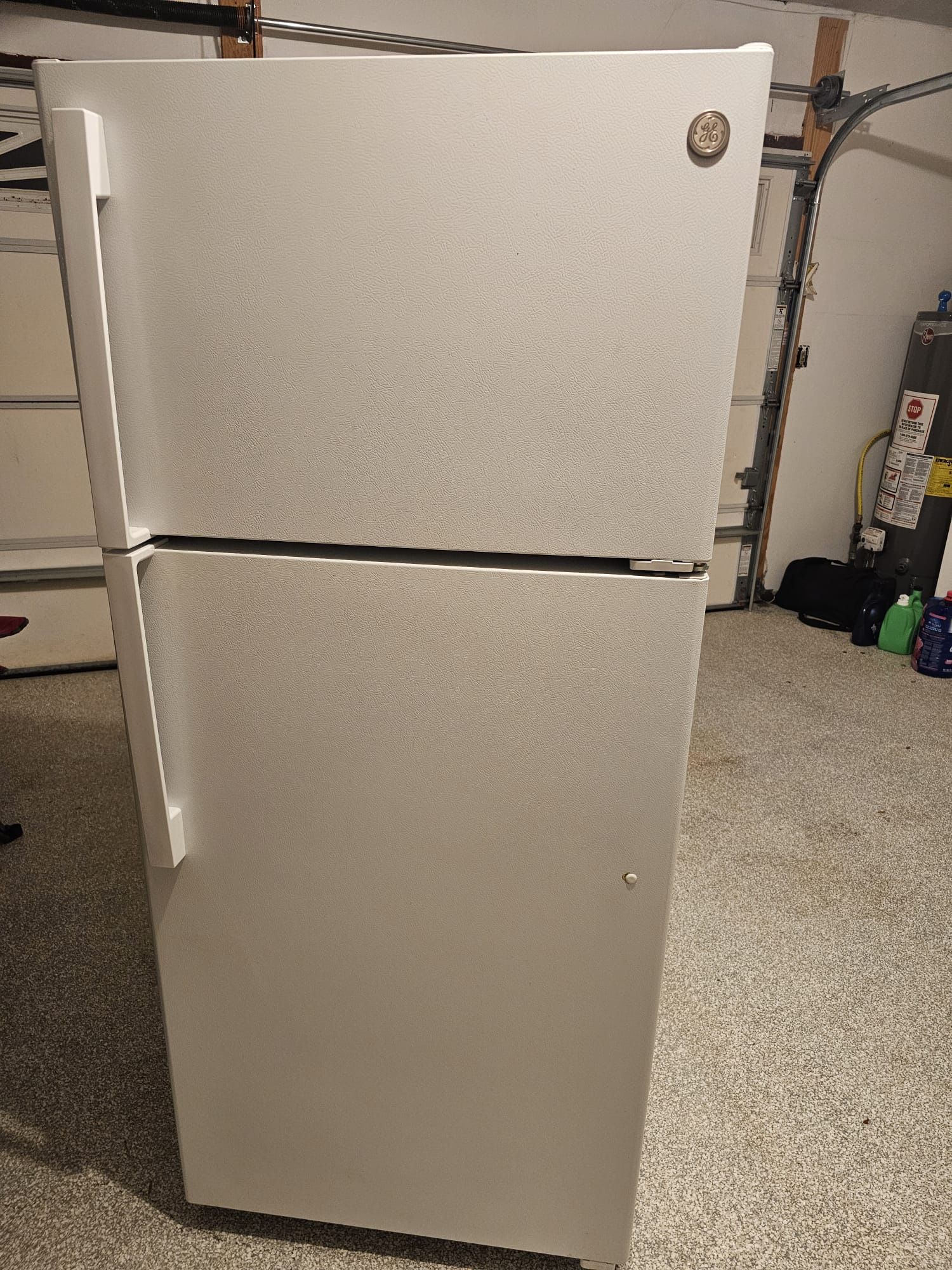 GE Refrigerator 