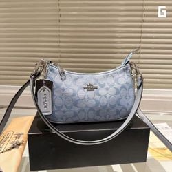 Coach Nolita 19/Coach Signature Jacquard Nolita 19(light Blue)