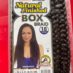 Model Model natural finish the box braid 18 inches