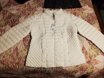 NEW GUESS Large Jacket