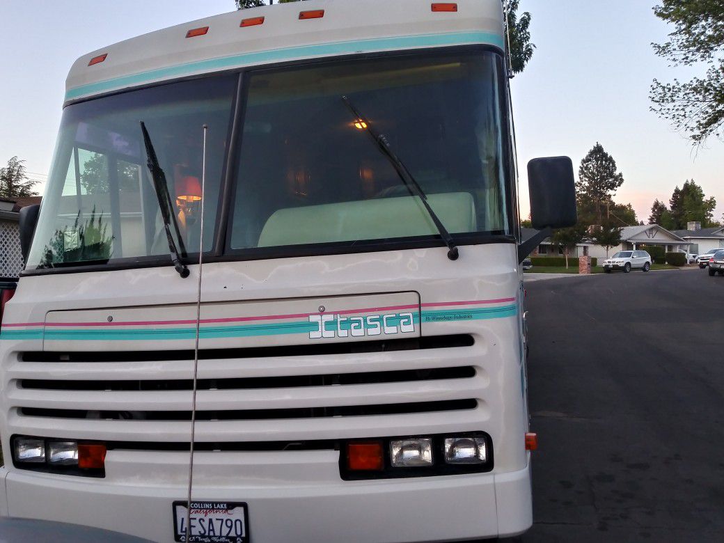 Photo Hi I Have A 1993 Itasca 26 Ft Sleep 6 Fully Selfcontained 39000 Regional Miles Chevrolet 454 Engine Runs Good Action Must Sale $ 12,500