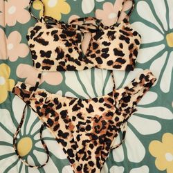 Leopard Print Swimsuit 