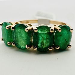 14k Gold & Natural Emerald Ring