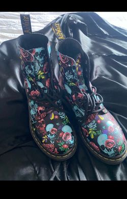 Dr martens 2460 pascal rose boots