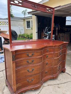 Vintage Mahogany Dresser with Mirror