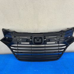 2015-2018 Honda HR-V Radiator Grille Black HD