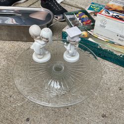 2 Precious moment figurines 