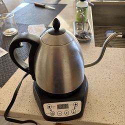 Bonavita Gooseneck Electric Kettle