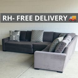 Restoration Hardware Modular Sectional Couch  🛋️ 