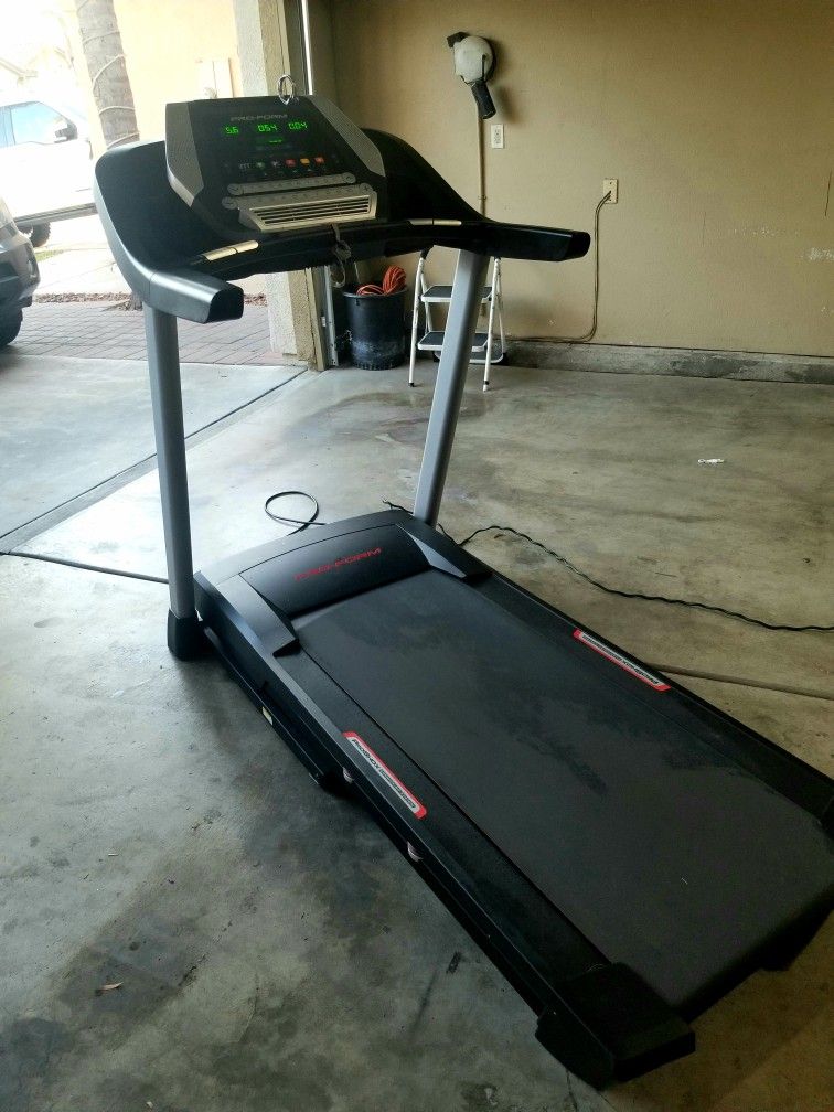 Proform treadmill With Speakers 🏃‍♀️