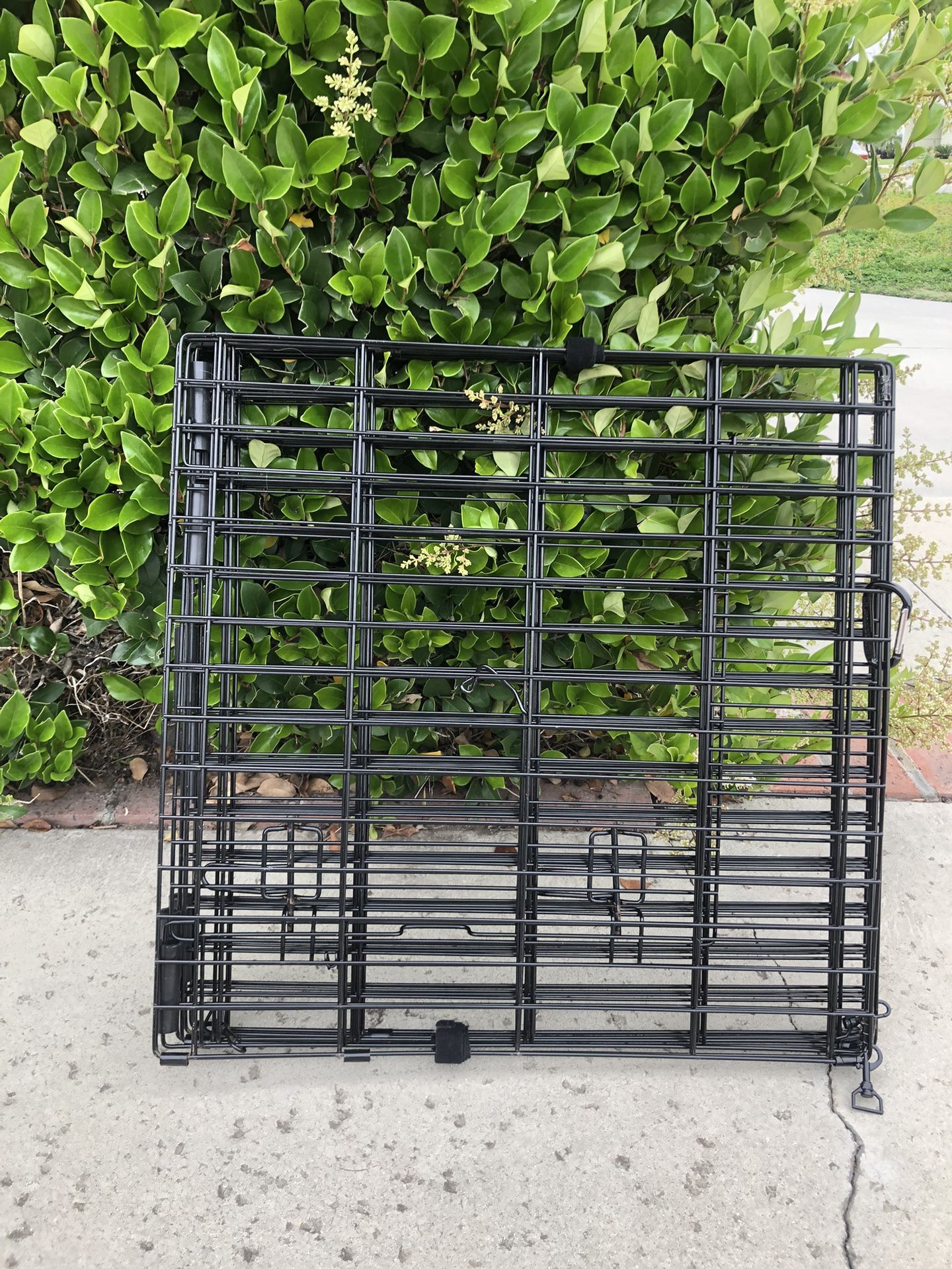 Small To Medium Size Animal Convertible Playpen And Crate