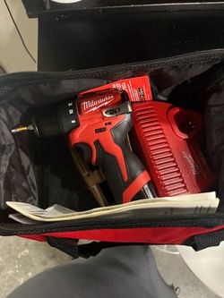 Milwaukee 12v drill