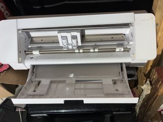 Cameo  4  plotting machine   