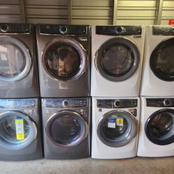 Electrolux Front Load Washer Gas Dryer 