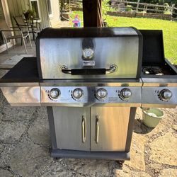 Royal Gourmet 4-Burner Propane Gas Grill
