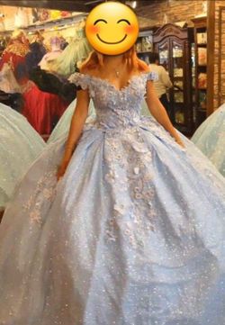 Quinceañera gown Small size