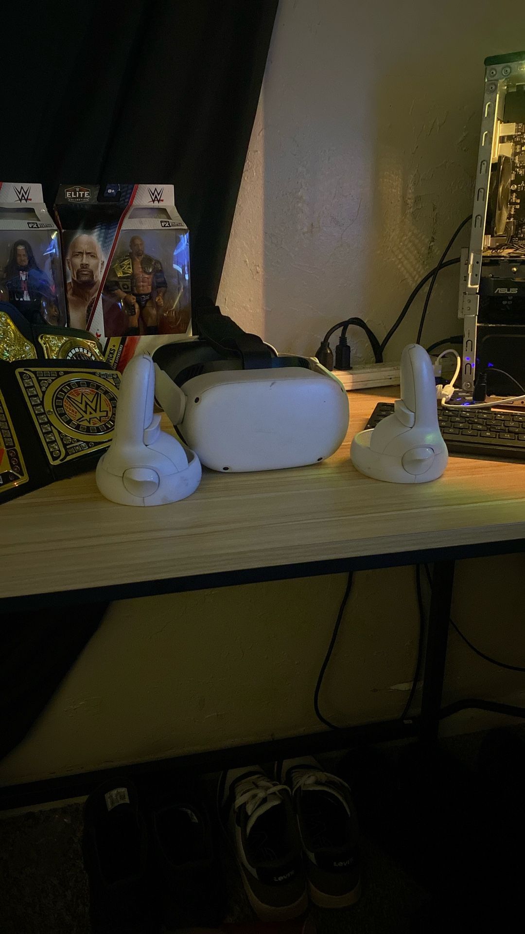 Meta Quest 2 Headset - Standalone